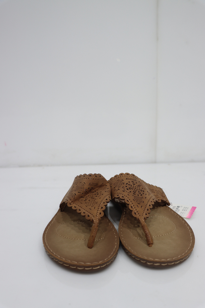 Dama Talla 9(25 CM)