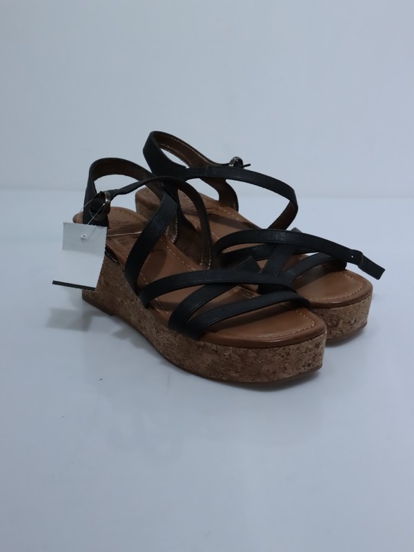 Dama Talla 7 (23 CM)